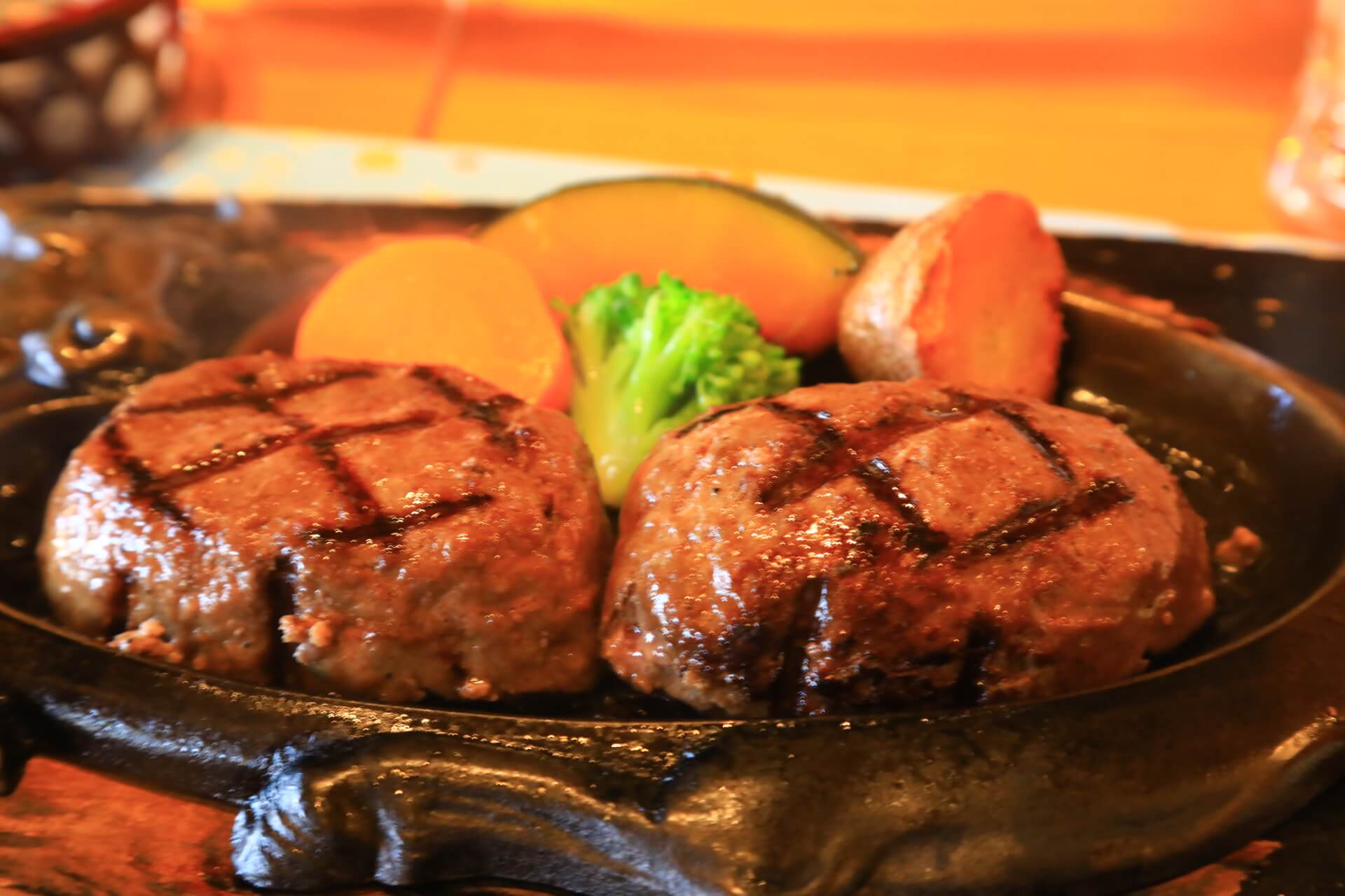 静岡県さわやかのハンバーグ