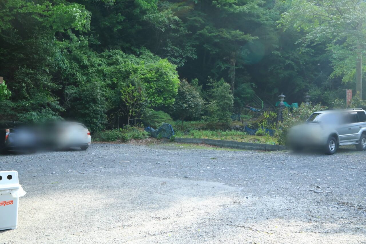 寸又峡の駐車場